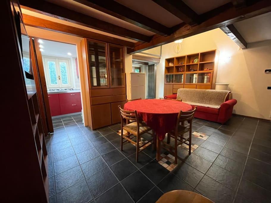 Apartamento Musicians Mansion Loft Fino Mornasco Exterior foto